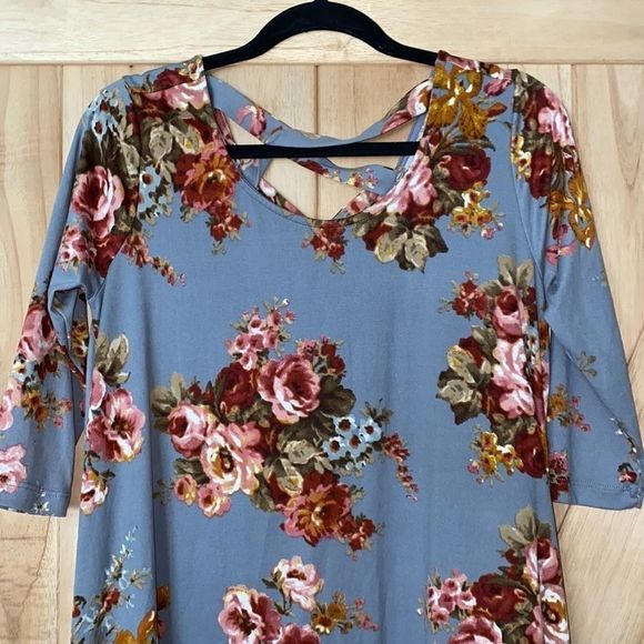 Rags & Couture • Buttery Soft • Medium - Picture 2 of 4